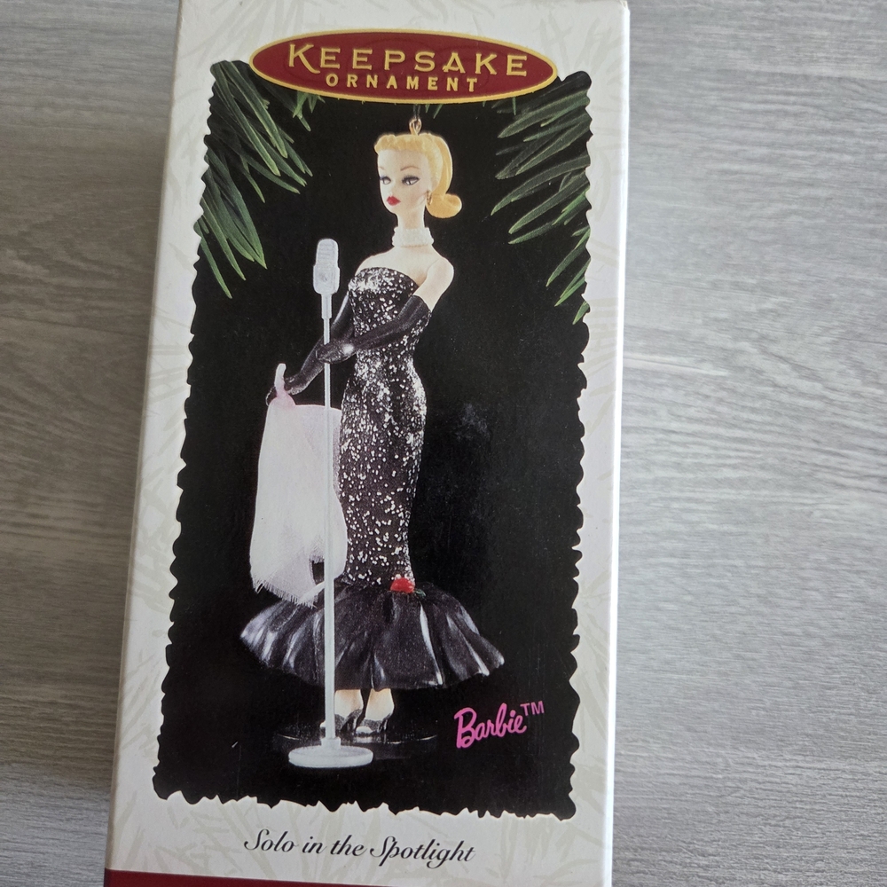 1995 Hallmark Keepsake Ornament Barbie; Solo In The Spotlight